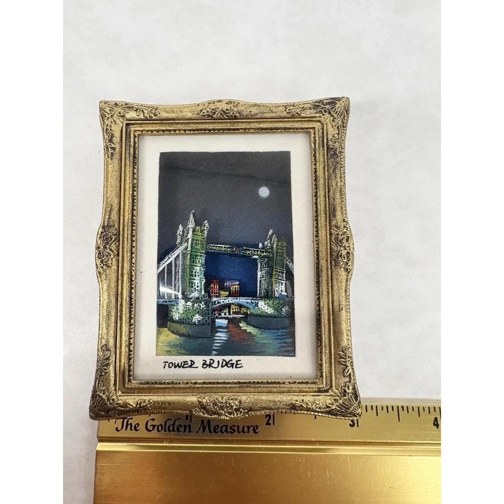 N/A charming miniature